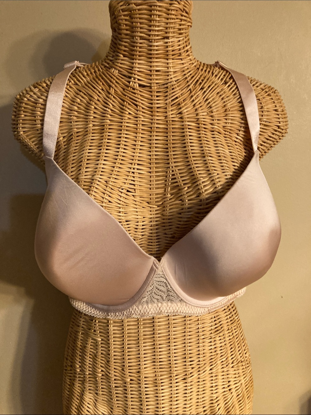 Everyday Smooth Bra 42DDD